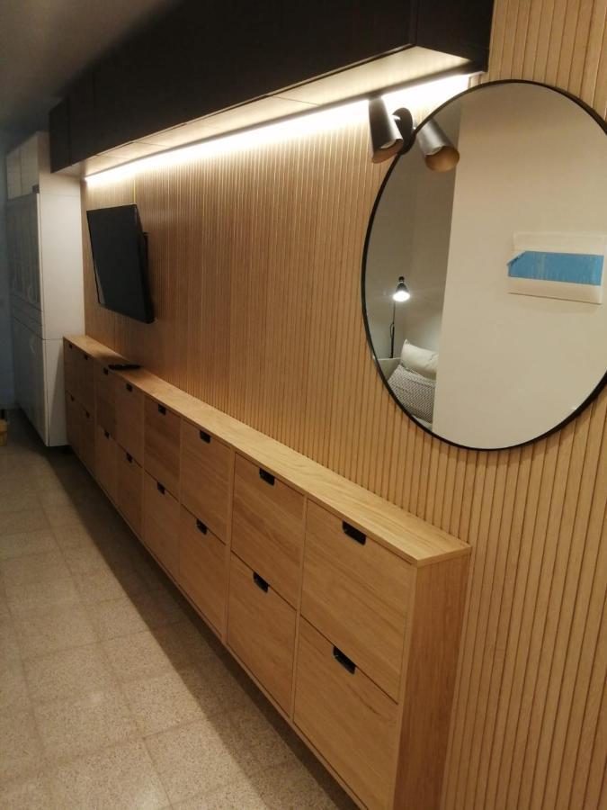 2 Bedroom Large Modern Apartment In Blanes Old Town 50M From The Beach! Dış mekan fotoğraf